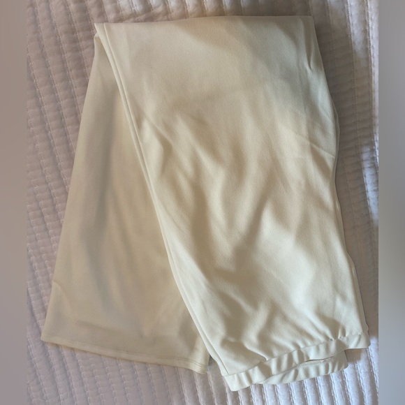 Long Vest With Matching Pants - Picture 3 of 3